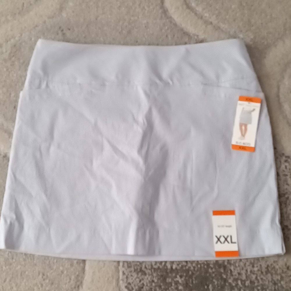 S.C. CO. Skort